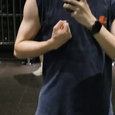 陆怡